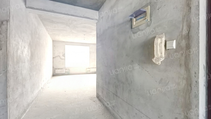 阳光景湖小区二手房实景图