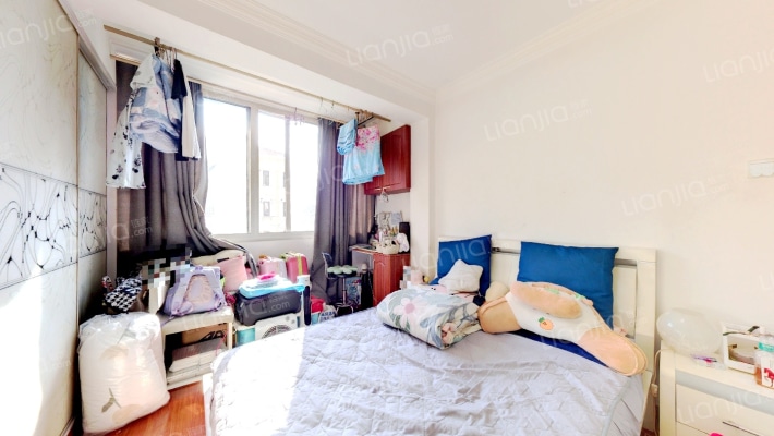 梅岭新村二手房实景图