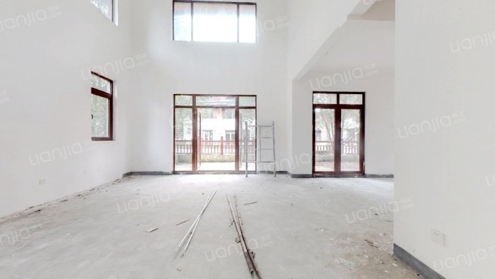 绿地无舍青城二手房实景图