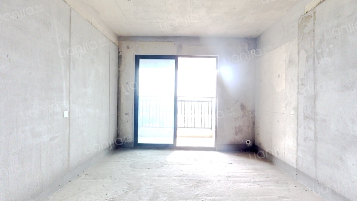 雅居乐龙湖常乐府二手房实景图