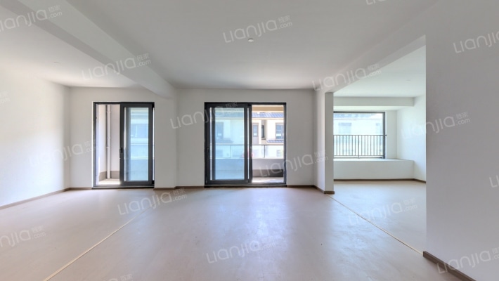 天荟江南府二手房实景图