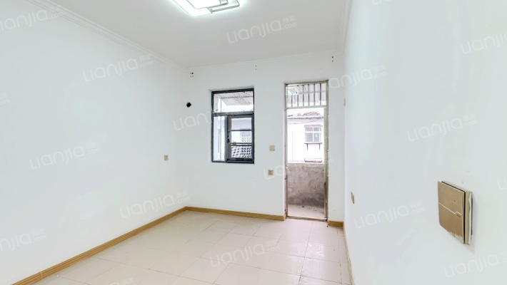 药厂家属院二手房实景图