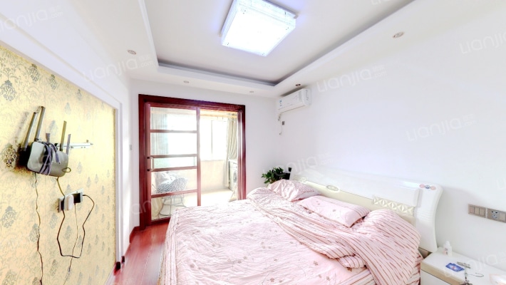 华盛名邸二手房实景图