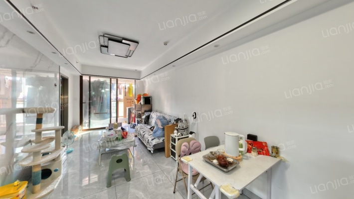 君成世界湾二手房实景图