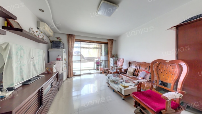 逸仙华庭二手房实景图