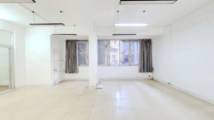 松岗路二手房实景图