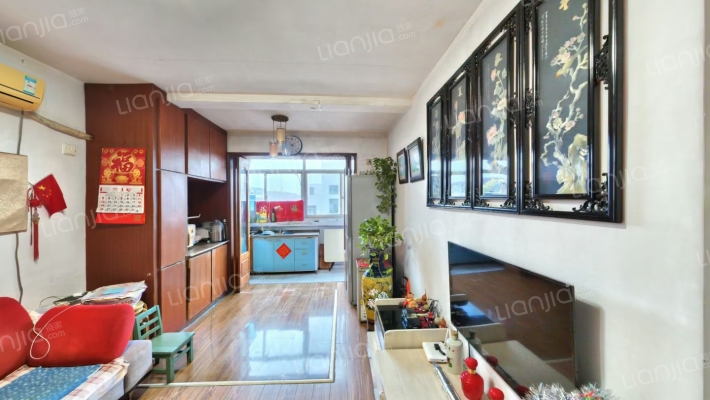 春艳里二手房实景图