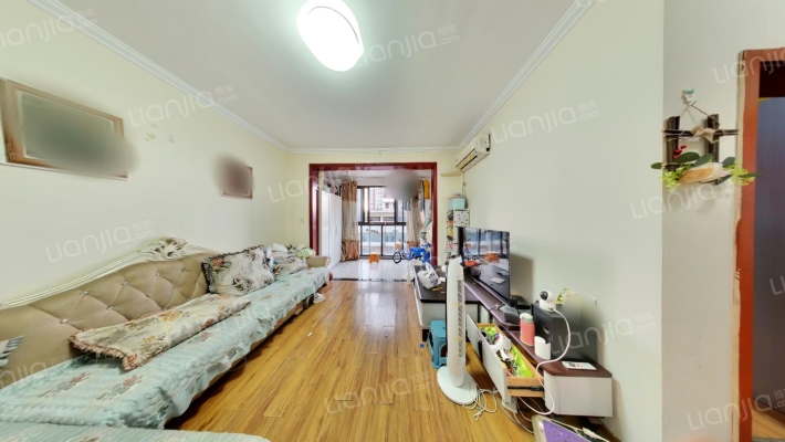 晶宝维吉尼亚二手房实景图