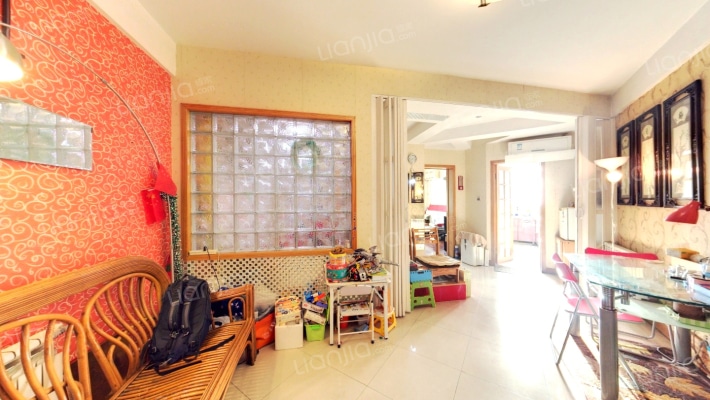 中天花园二手房实景图