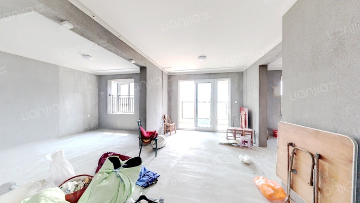 新兴岚湾二期二手房实景图