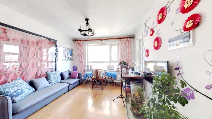 虹桥水景阁二手房实景图