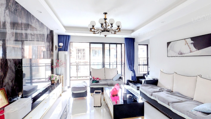 富元君澳豪庭二手房实景图