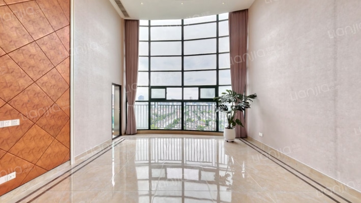 华泰剑桥·莱恩河畔二手房实景图