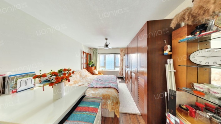 翡翠公园一期二手房实景图