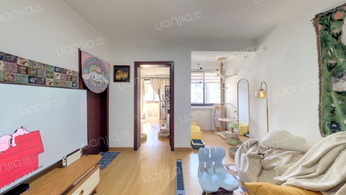 金泰公寓二手房实景图