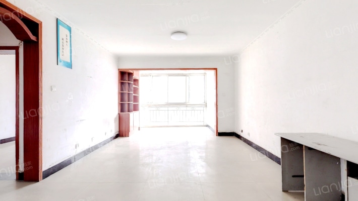 新科商务公寓二手房实景图