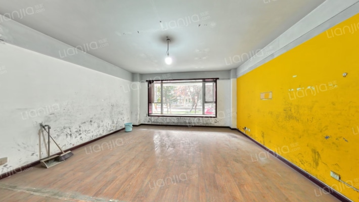 火控技术中心宿舍二手房实景图