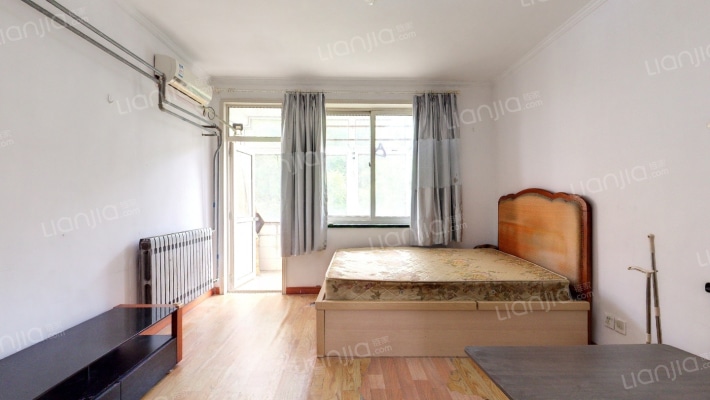 明霞路小区二手房实景图