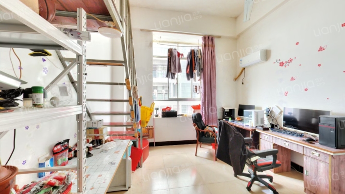 斯壮大厦1+1海景公寓二手房实景图