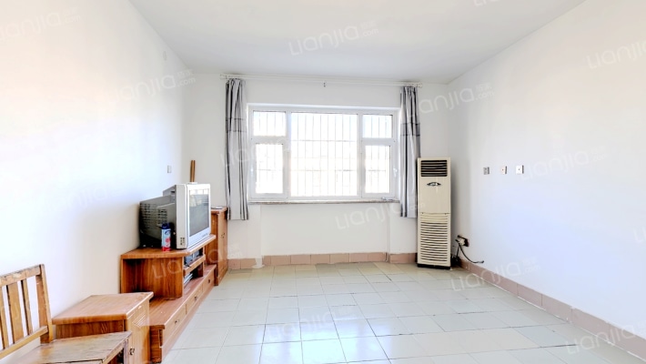 城建局家属楼二手房实景图