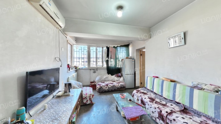 东风楼社区二手房实景图