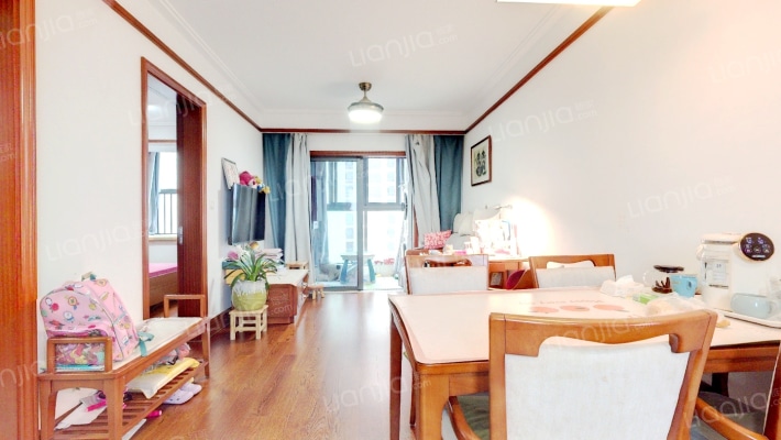 有伴生活广场二手房实景图