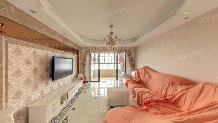 万达临湖苑F区二手房实景图