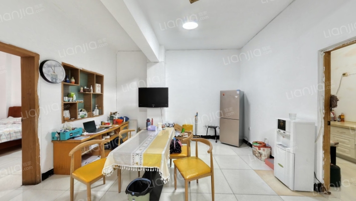 影苑小区二手房实景图