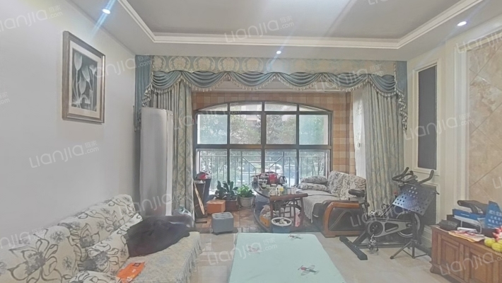 世纪新城二手房实景图