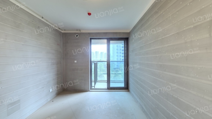 中天珺府东区二手房实景图