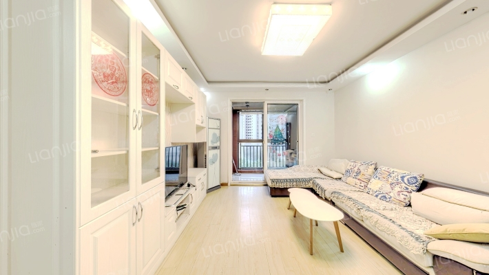 东方龙湖湾南湖苑二手房实景图