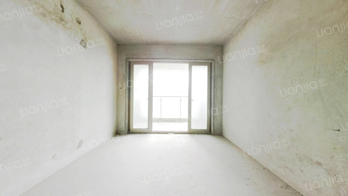 骏威锦东花园A区二手房实景图