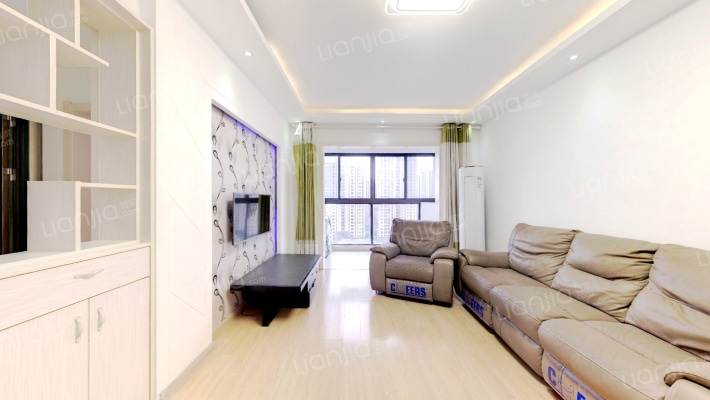 恒盛皇家花园三期二手房实景图