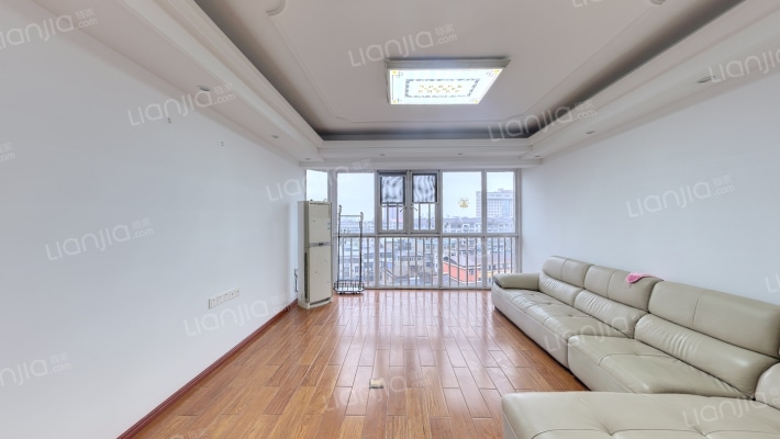 东方广场二手房实景图