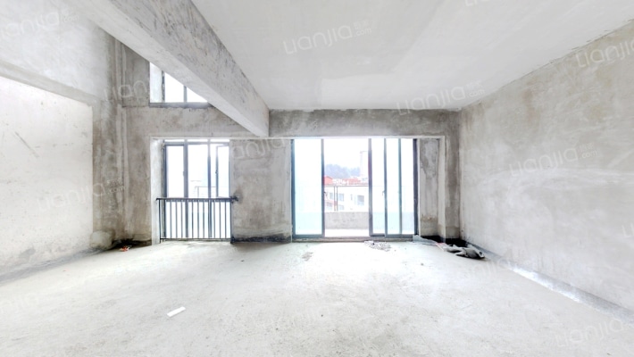 保利春天大道二手房实景图