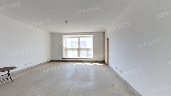 赛宝花园二手房实景图