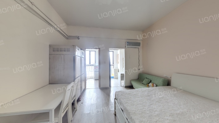 万宝城二手房实景图