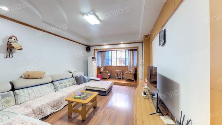 小天公寓二手房实景图