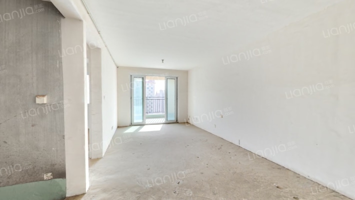 中南世纪城2期二手房实景图