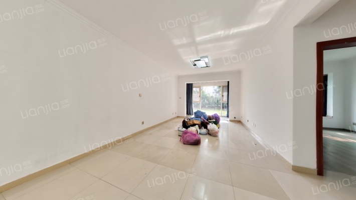 逸都国际二手房实景图