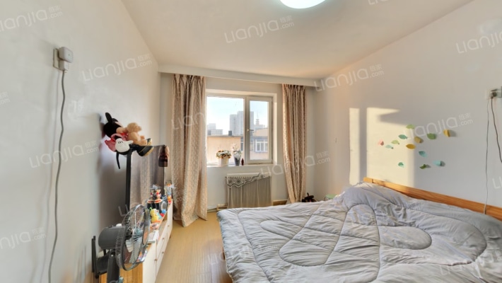 八卦社区二手房实景图