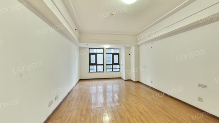 万达未来领地二手房实景图