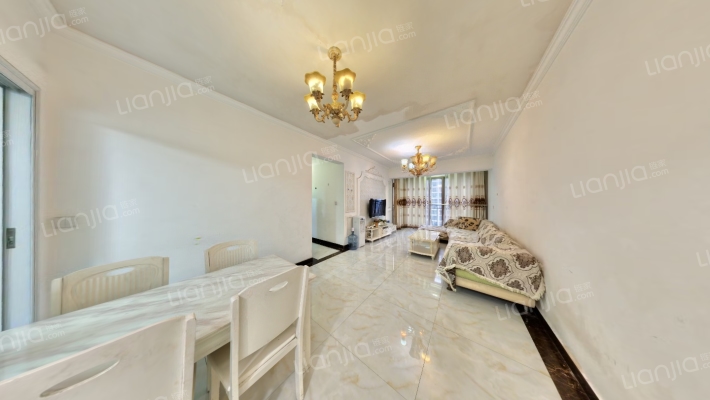 龙光君悦华庭二期二手房实景图