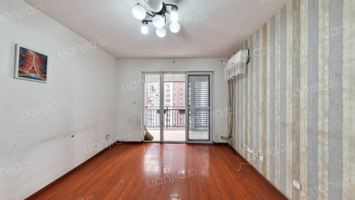 傲城二手房实景图