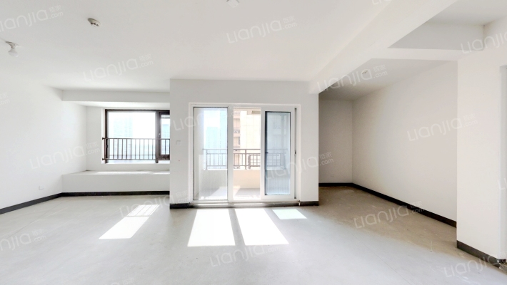 紫宸华府二手房实景图