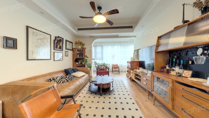 公园万象二手房实景图