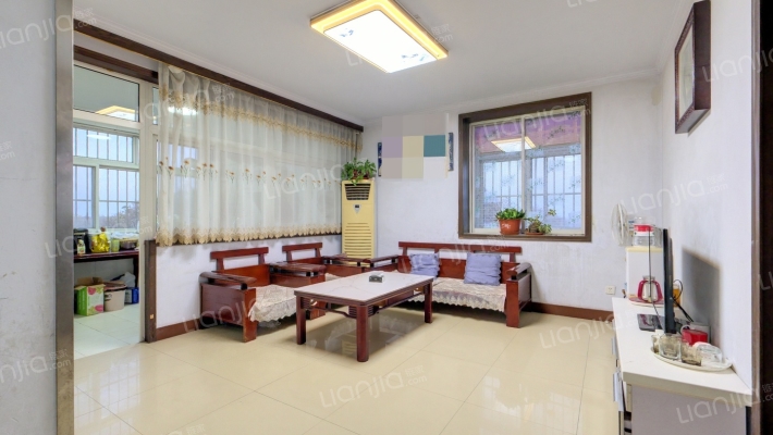 阳光花园B区二手房实景图