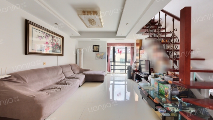 嘉业阳光假日四期二手房实景图