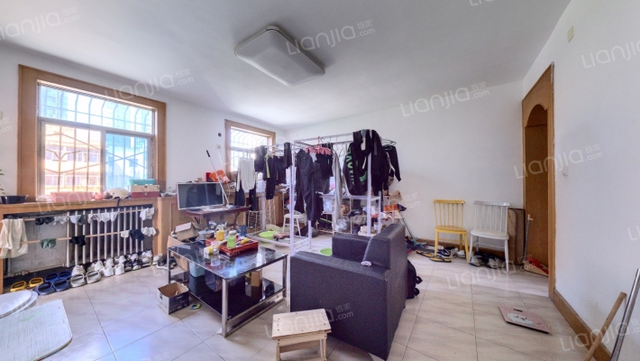 庆安颐秀园二手房实景图