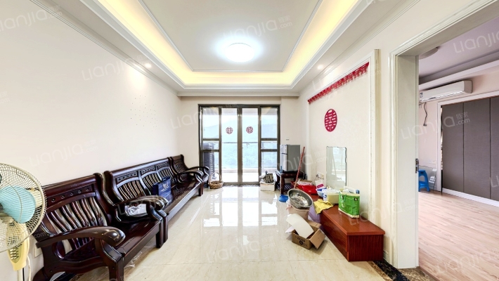 贵富苑二手房实景图